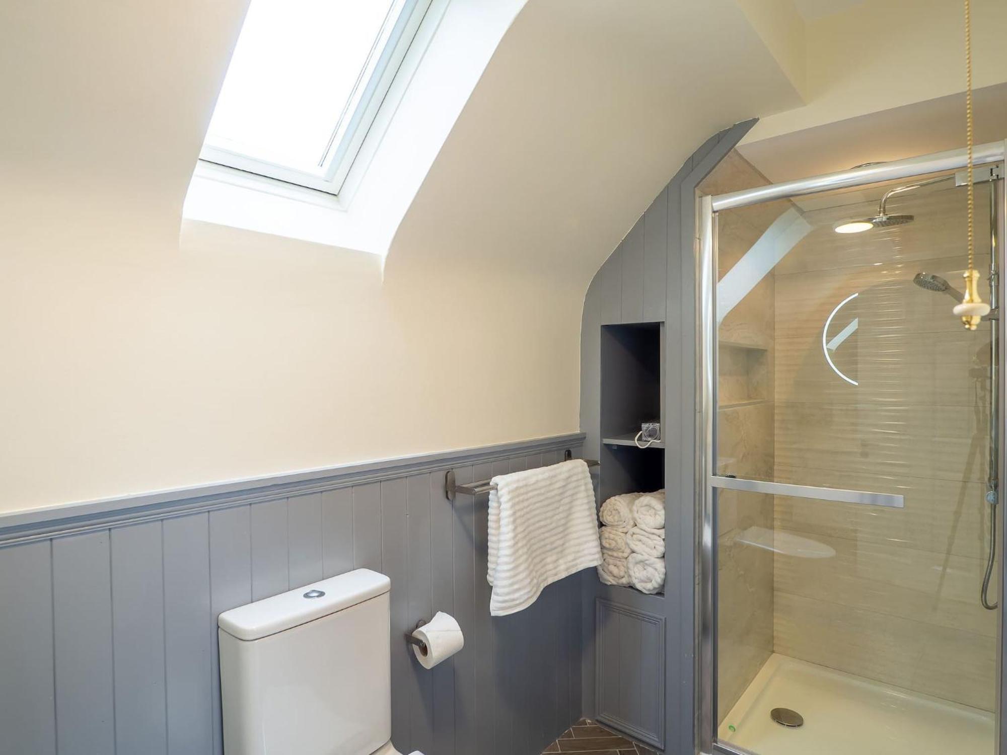 Apartamento Eve'S Townhouse Clifden Exterior foto