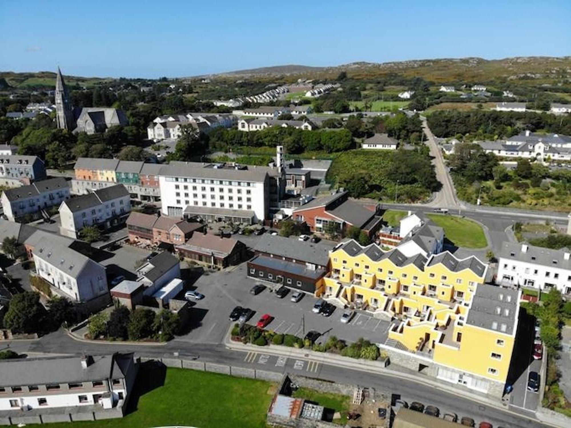 Apartamento Eve'S Townhouse Clifden Exterior foto